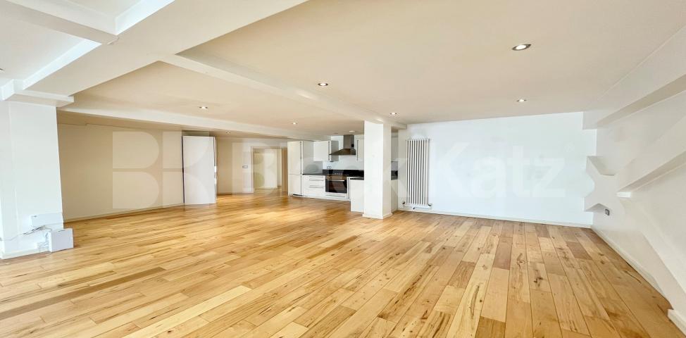			LET , 2 Bedroom, 2 bath, 1 reception Apartment			 Kamen House - Magdalen Street, London Bridge